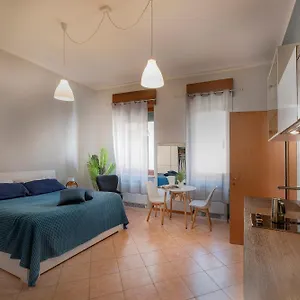 Pensión Italianflat - Rentroom Old Town - 200mt To Arena, Verona