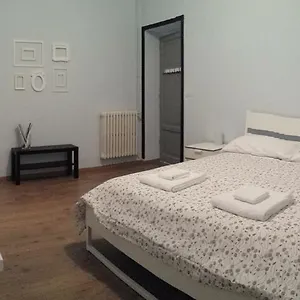 La Cornice 3*, Roma Italia