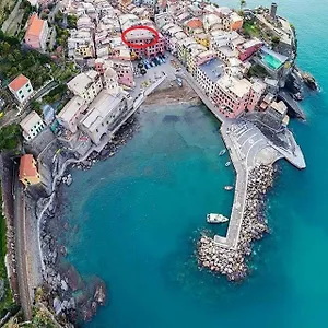 Barbara , Vernazza Italia